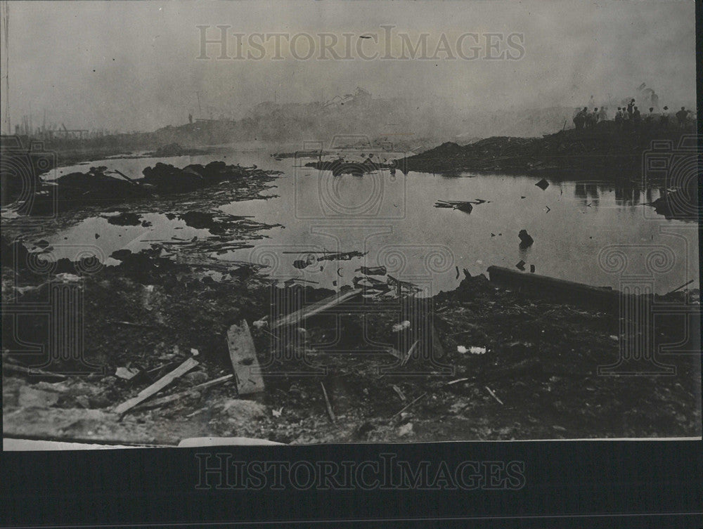 1916 Press Photo Lake Formed Black Tom Explosion - Historic Images