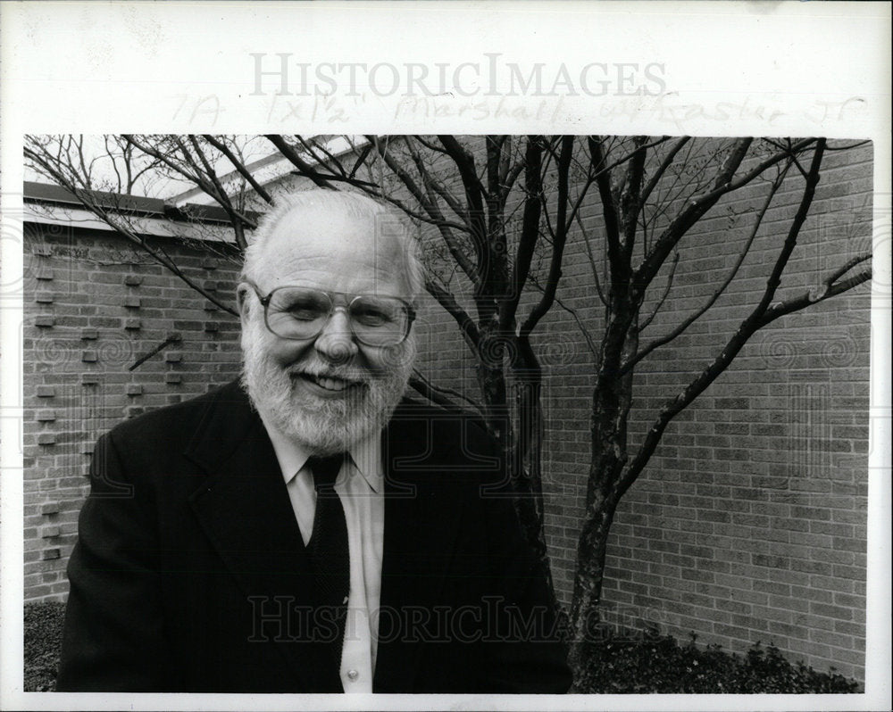 1987 Press Photo Rev. Robert Marshall author - Historic Images