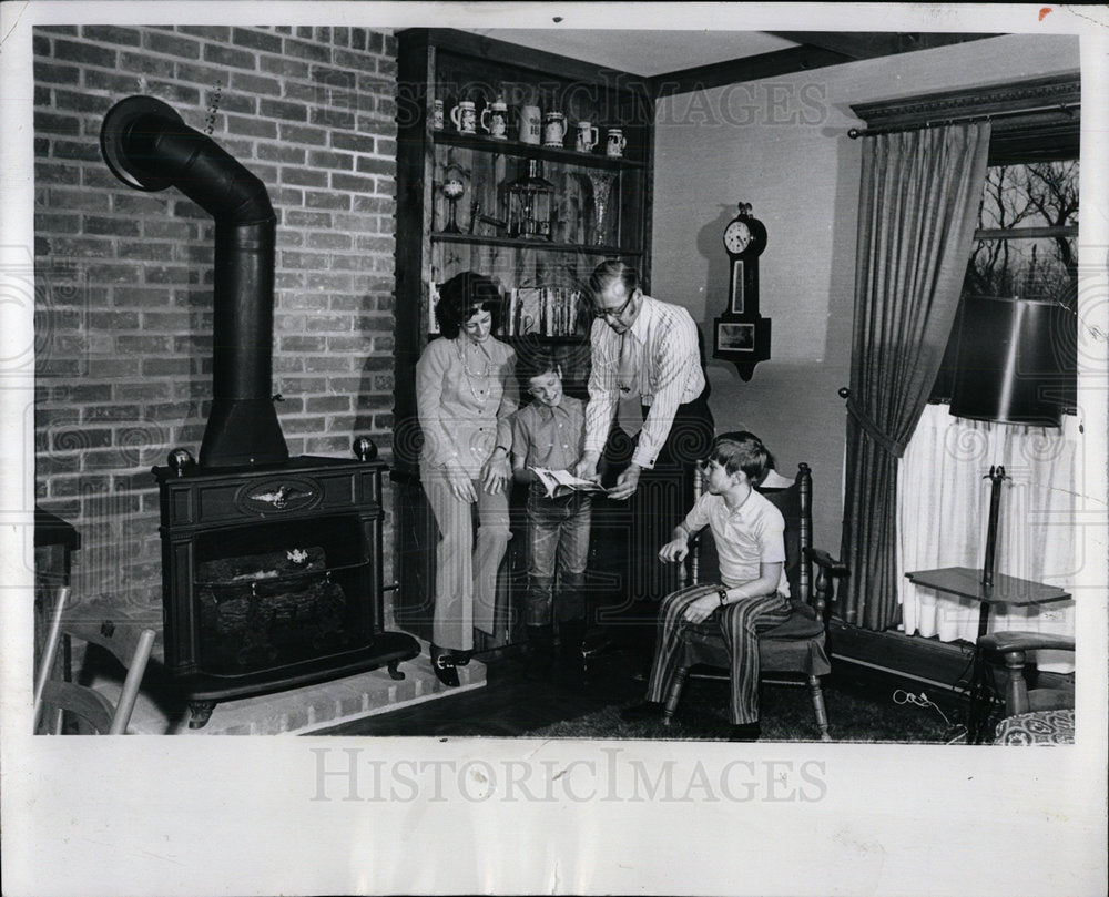 1972 Press Photo HOME SCHWEITZER ENGINEER - Historic Images