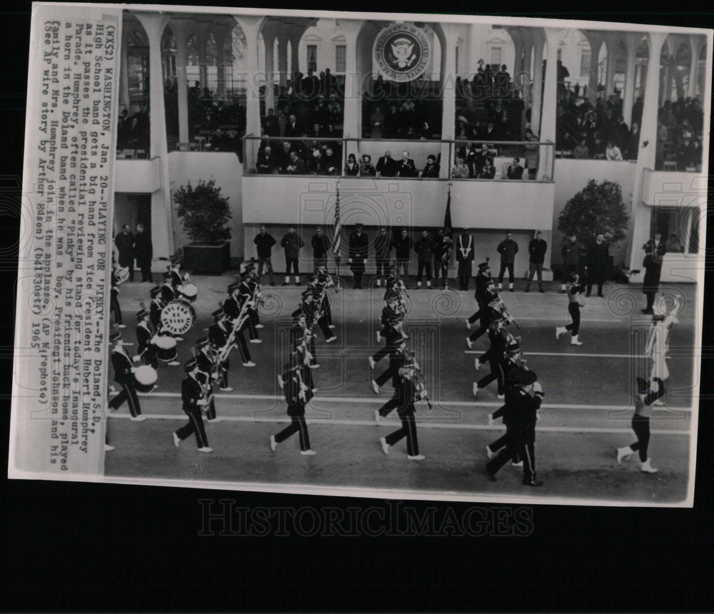 1965 Press Photo Doland High School Band Big Hand Vice  - Historic Images
