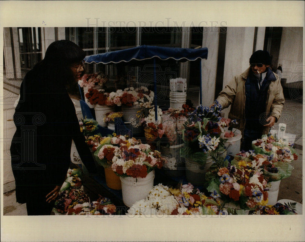 1992 Press Photo flower vendor Ray Downey - Historic Images