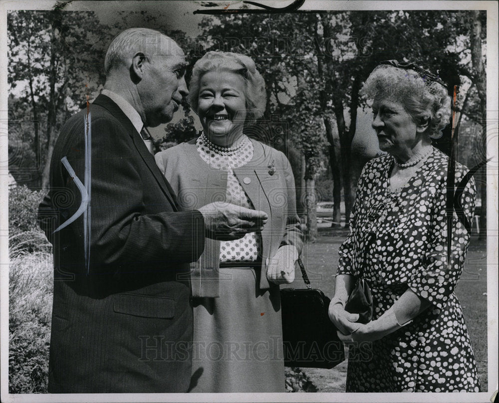 1963 Press Photo Mrs. Benson Ford Stirton McNaughton - Historic Images