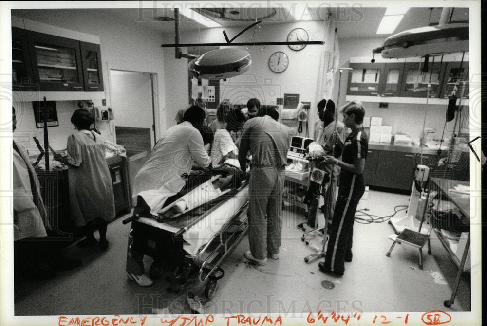 1986 Press Photo trauma team hospital - Historic Images