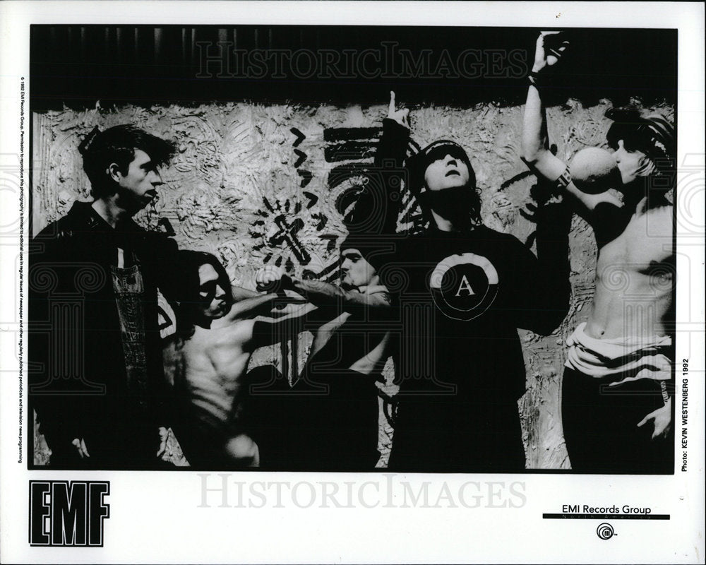 1993 Press Photo the British dance-rock quintet EMF  - Historic Images