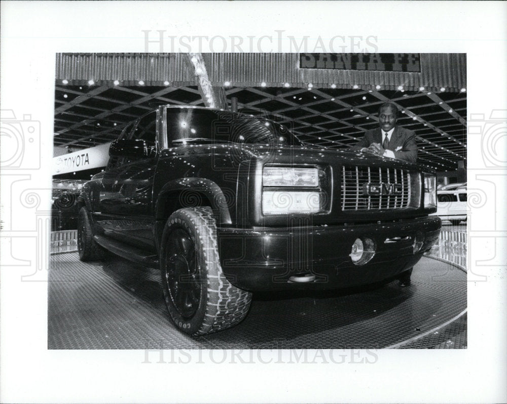 1993 Press Photo Santa FC concepts truck Roy Roberts - Historic Images