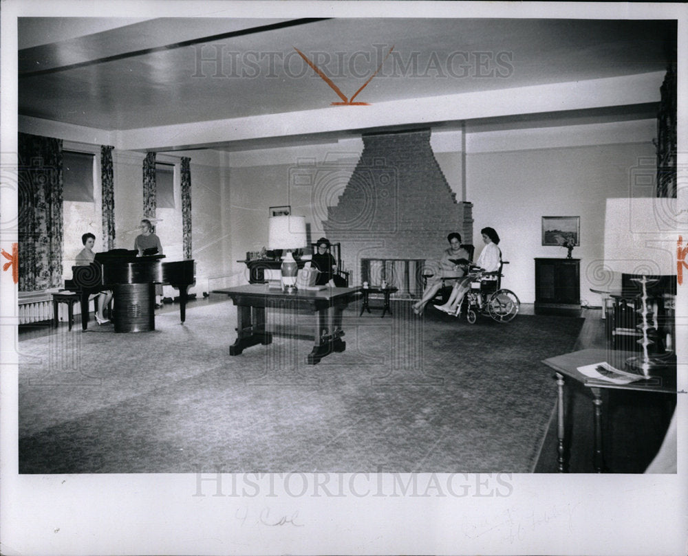 1966 Press Photo Prillia Hall - Historic Images