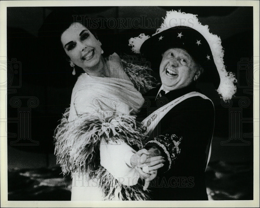 1983 Press Photo Ann Miller &amp; Mickey Rooney  - Historic Images