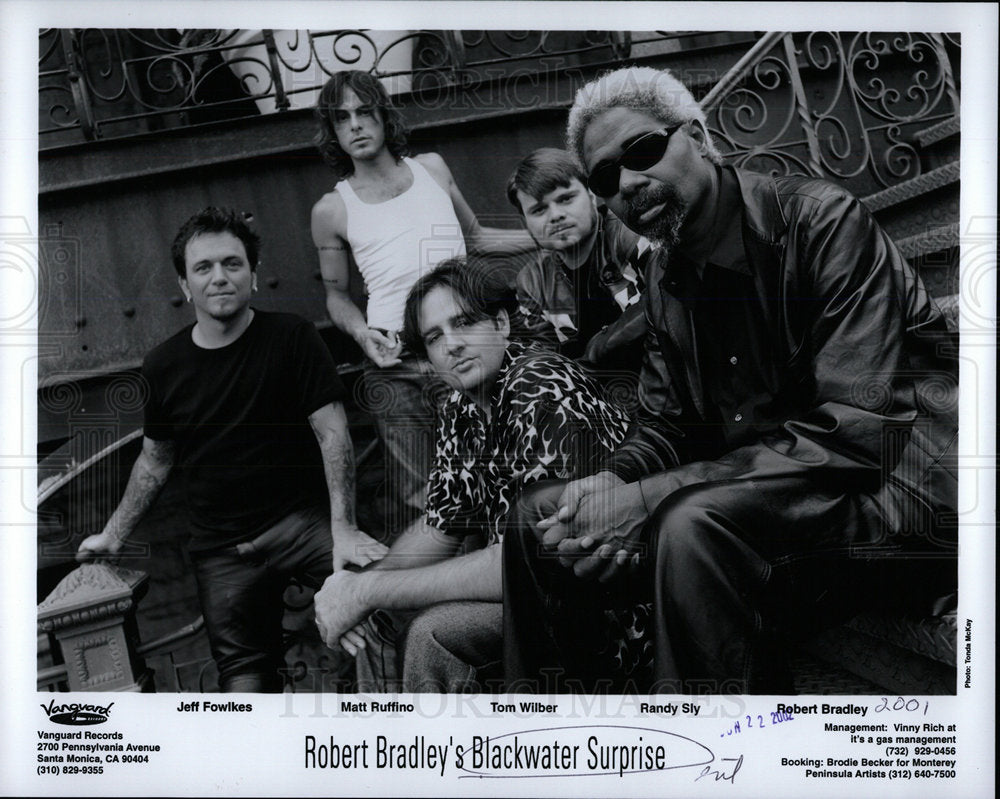 2002 Press Photo Robert Bradley's Blackwater Surprise - Historic Images
