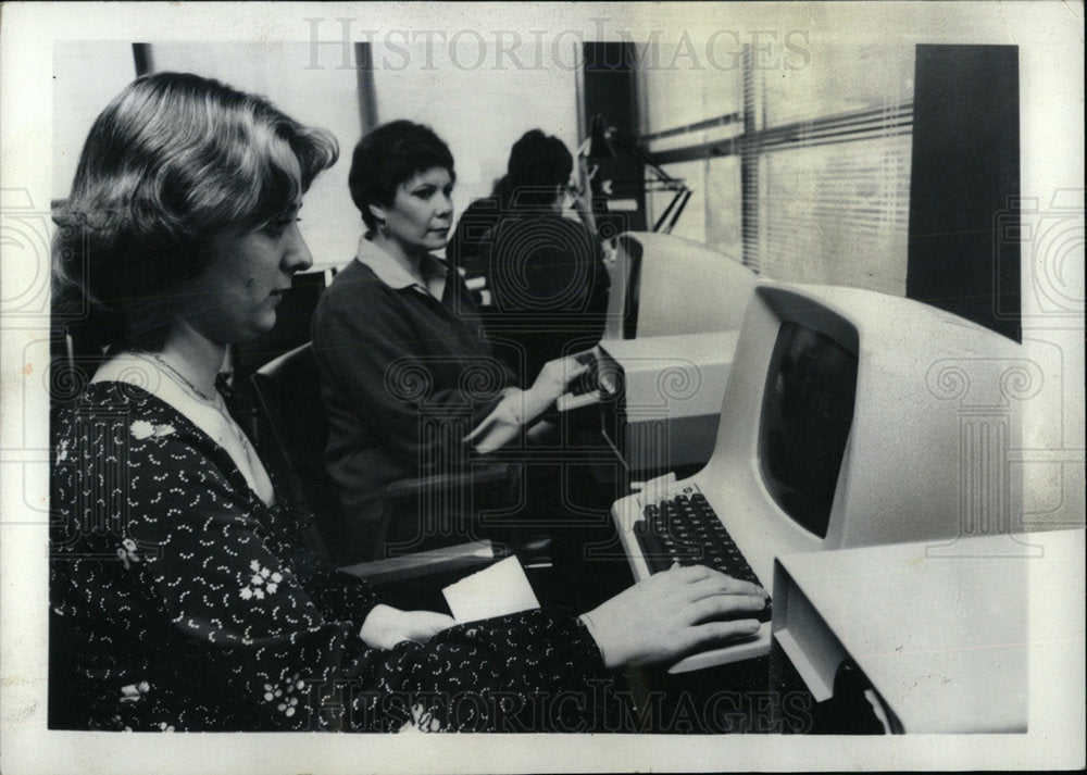 1979 Press Photo Rae Petrie &amp; Shelly Laff Input Data - Historic Images