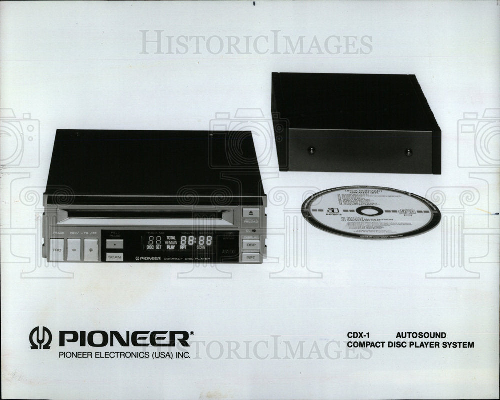 1984 Press Photo Pioneer Compact Disc Players Cars - Historic Images