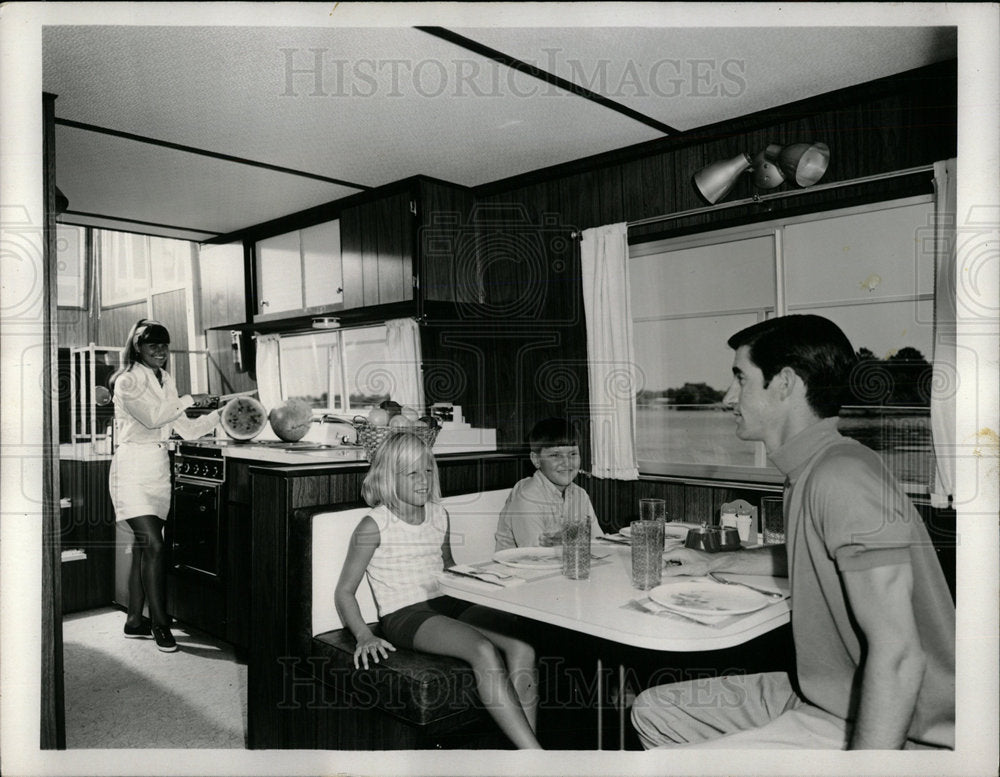 1970 Press Photo Nauta-Line HouseBoat - Historic Images