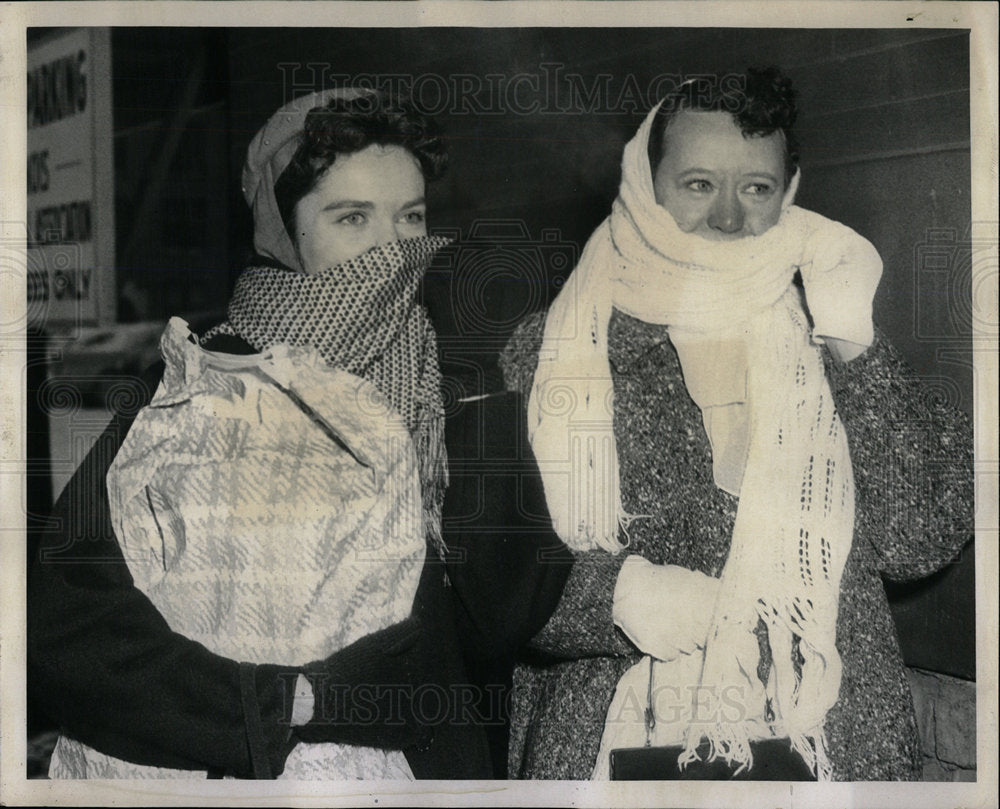 1958 Chicago Winter Women Clothed Street - Historic Images