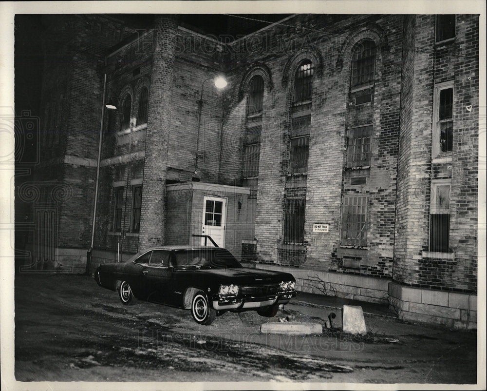 1964 Press Photo Exterior Shot Of The Lake County Jail - Historic Images
