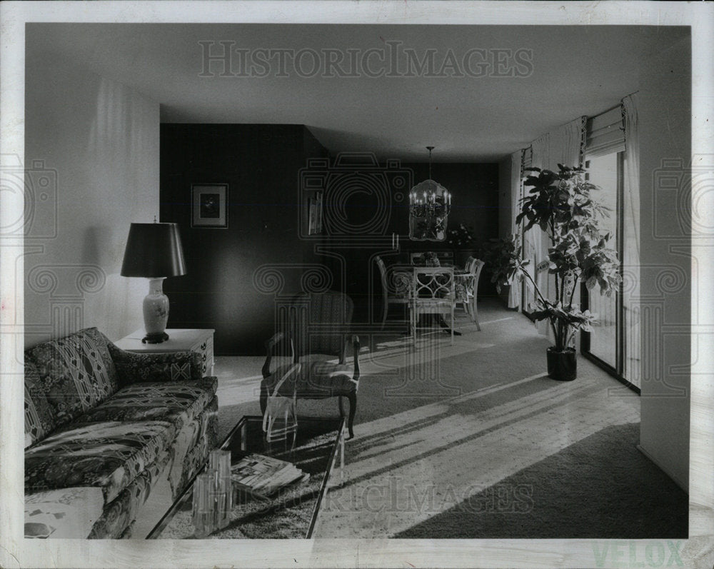 1974 Press Photo Homes Apartments Wheaton Center - Historic Images