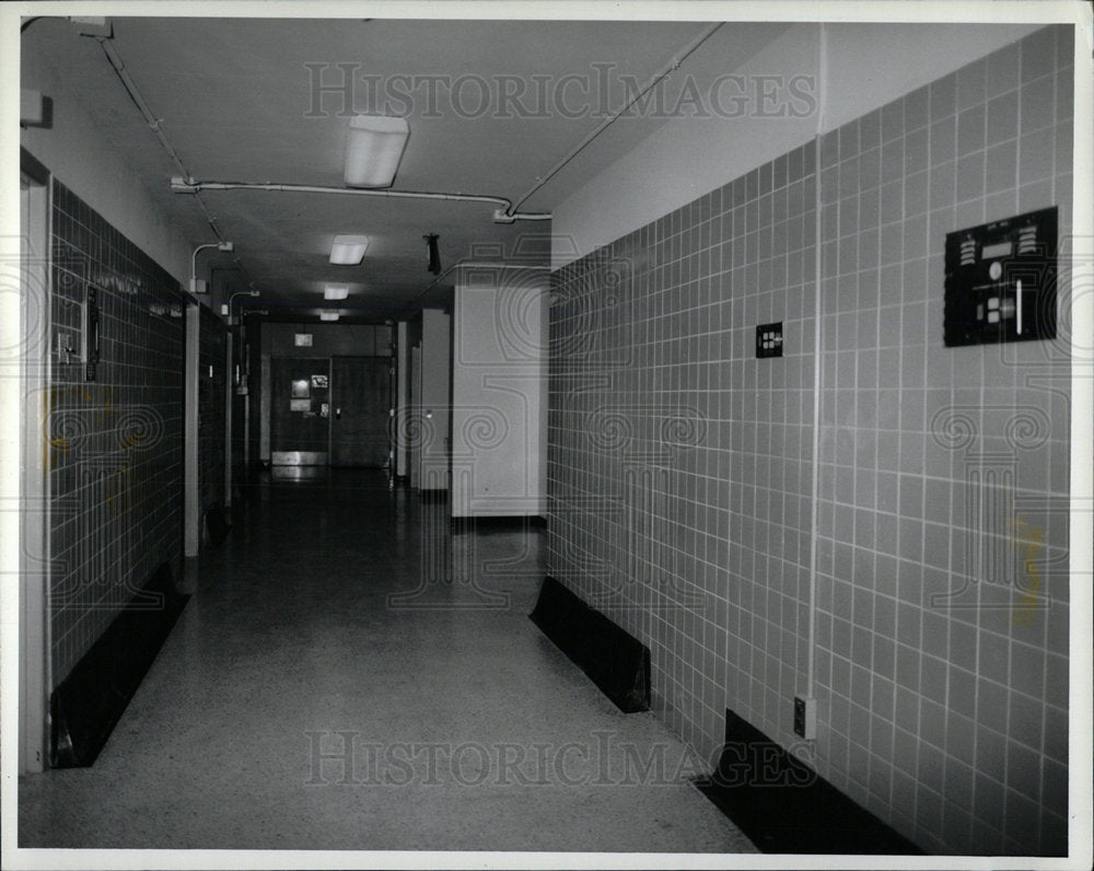 1982 Press Photo St. Joseph Mercy Hospital Renovation - Historic Images