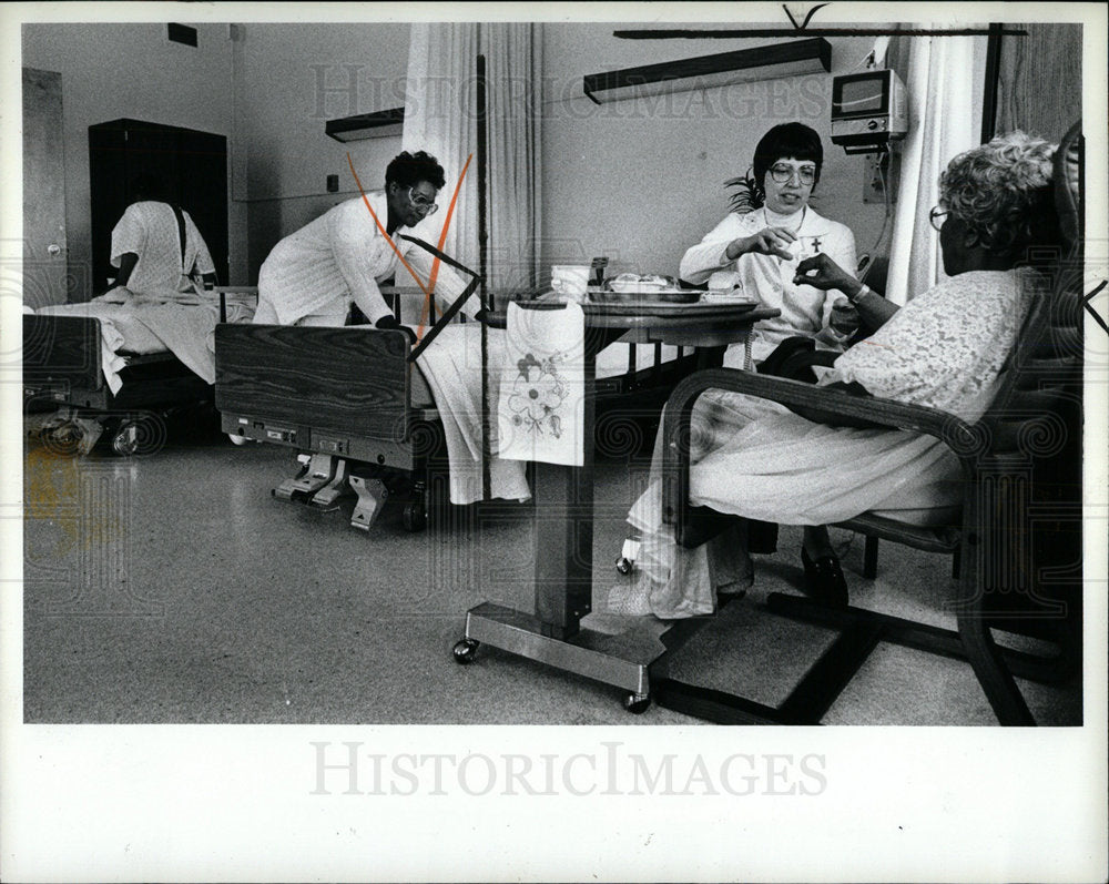 1982 Press Photo Joseph Mercy Samaritan Hospital Simone - Historic Images