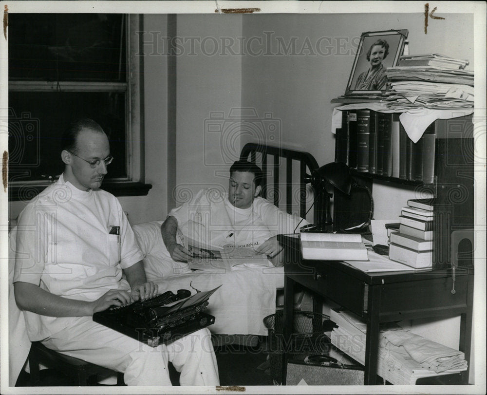1938 Press Photo Dr Hoffman Phillips Duke Medical Ohio - Historic Images