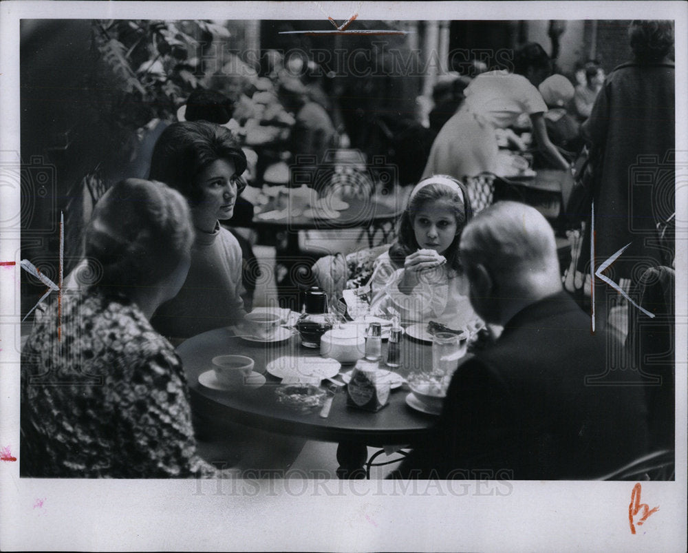 1966PressPhotoContinental Life at Detroit,Inst.of Arts - Historic Images