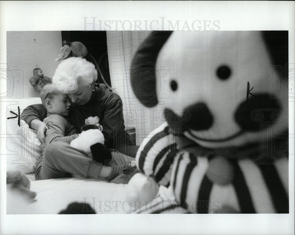 1993 Press Photo Children Hospital Detroit Michigan - Historic Images