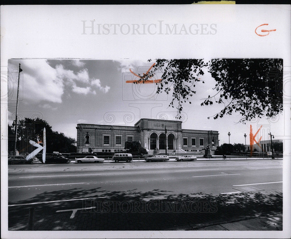 1964 Press Photo Detroit Art Institute building road  - Historic Images