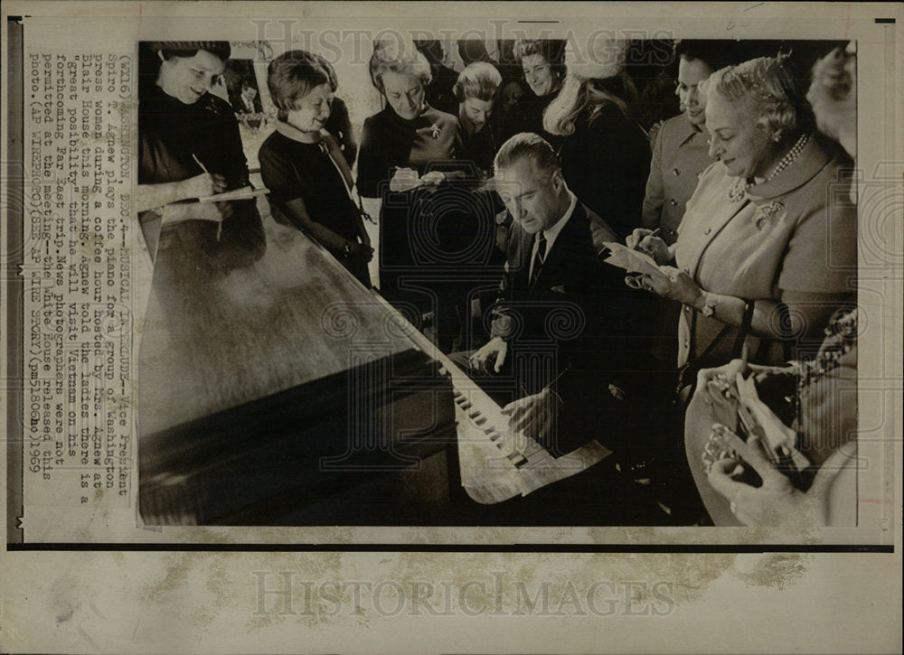1969 Press Photo Spiro Agnew Vice Pres United States - Historic Images