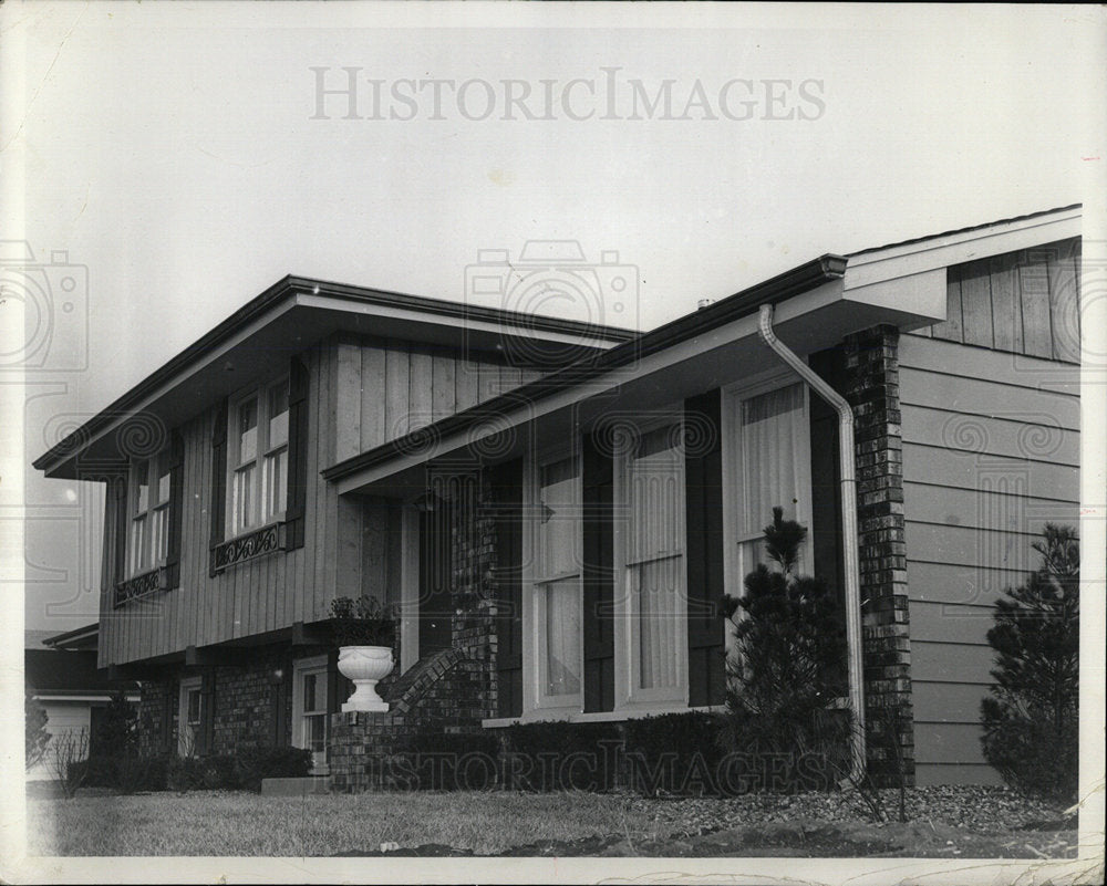 1969 Press Photo Mediterranean-Style Homes Illinois  - Historic Images