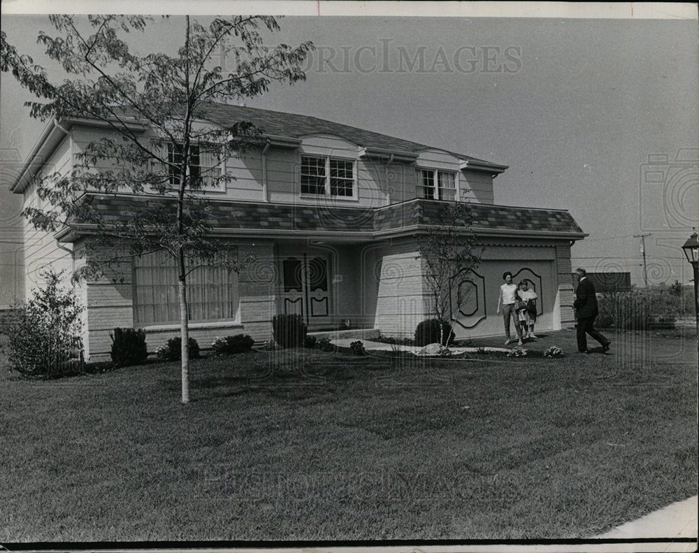 1967 Press Photo Monte Carlo Model Home Illinois  - Historic Images