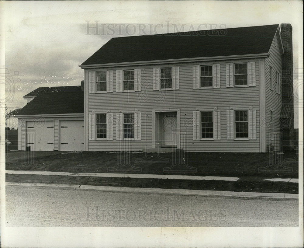 1966 Press Photo Richard Smykal Inc Lincoln Home Model - Historic Images