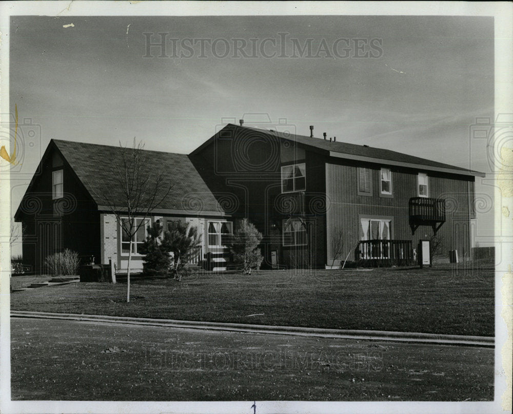 1972 Press Photo Foxcraft Quadminiums Houses. - Historic Images