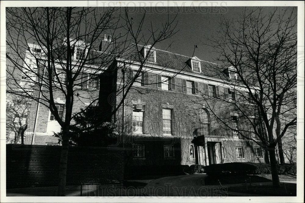 1975 Press Photo Kellogg Mansion Oakdale Illinois - Historic Images
