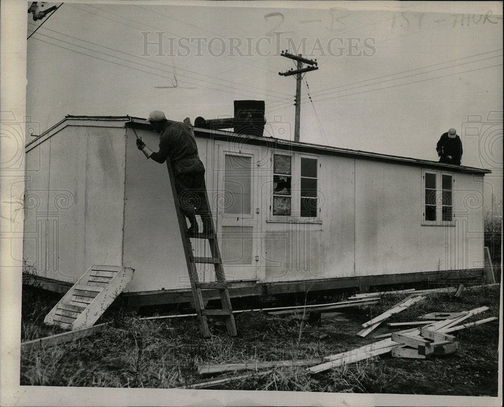1945 Press Photo Prefabricated Home Unit Construction - Historic Images