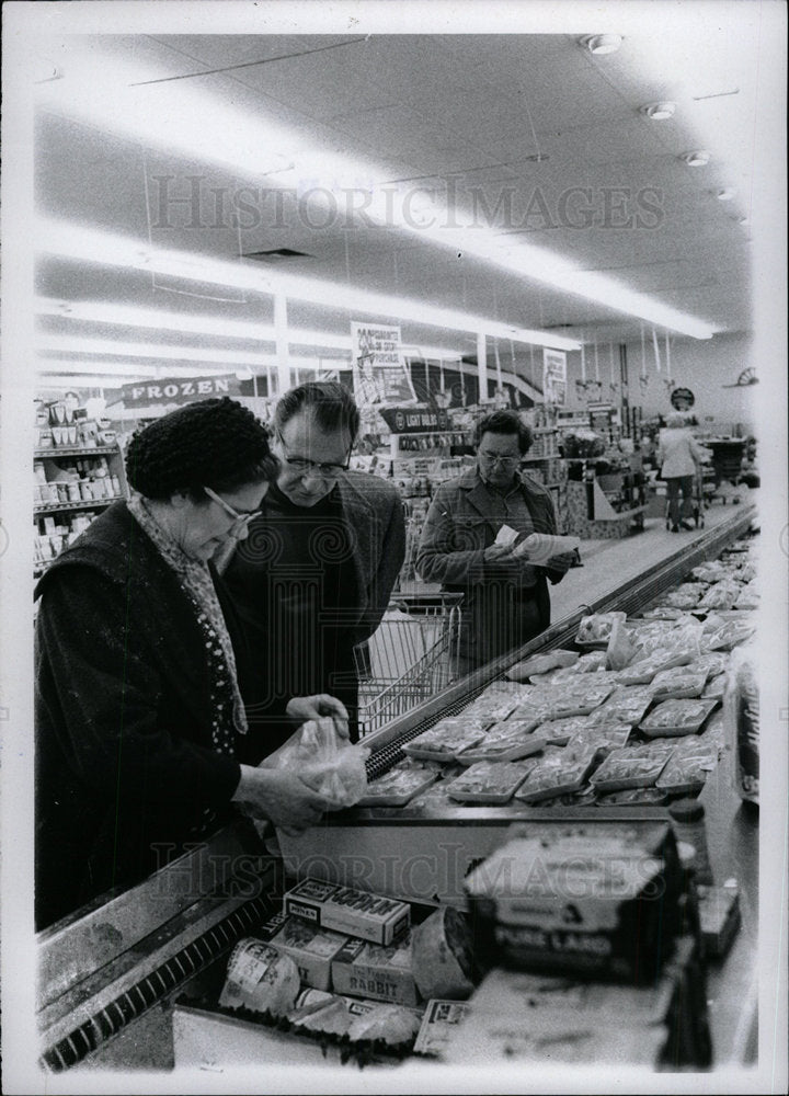 1973 Press Photo Farmer Jack Harper Chicken Special  - Historic Images