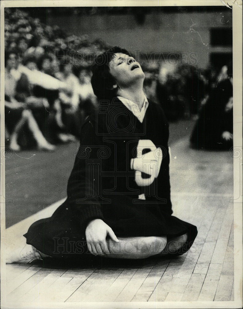 1963 Press Photo Geneva Cheer Leader Sharon Foreman Mir - Historic Images