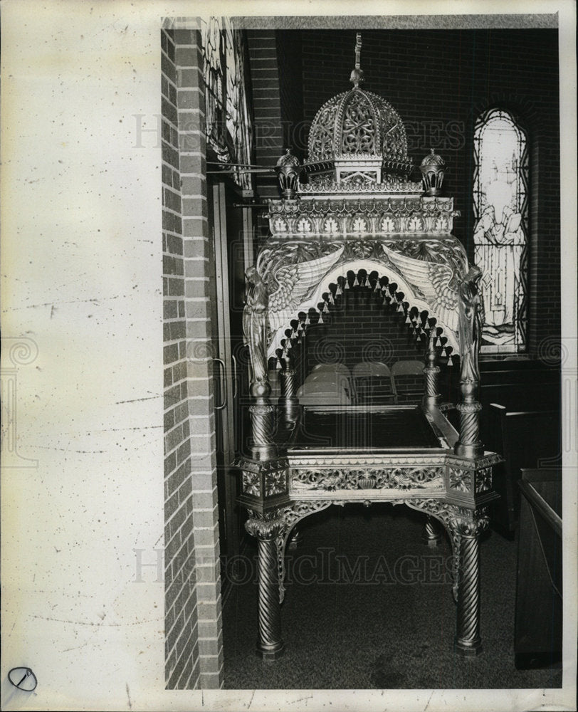 1977 Press Photo Greek Orthodox Church Holy Trinity - Historic Images