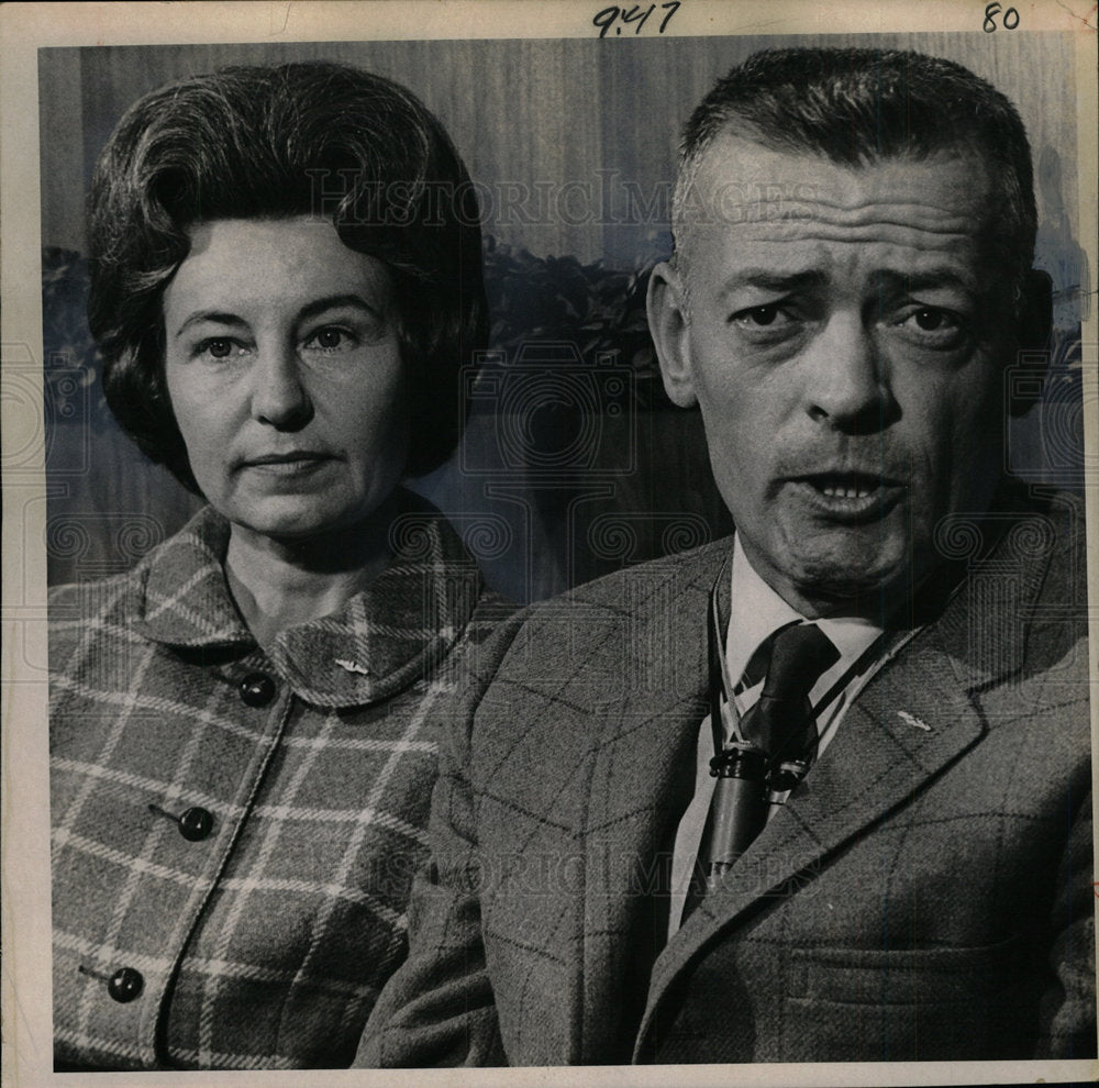 1969 Press Photo U.S. Commander Mrs. Lloyd Bucher - Historic Images