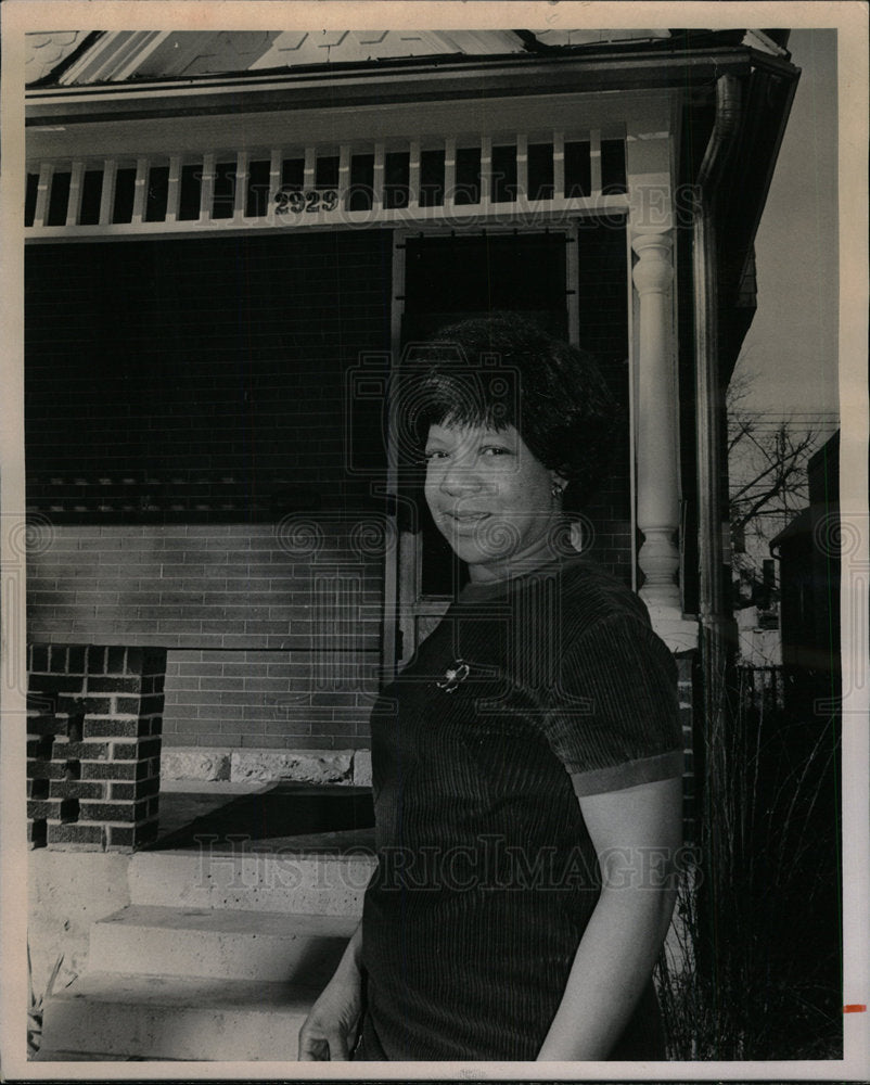 1972 Press Photo Mrs Lauretta Burleson Red Shield Open - Historic Images