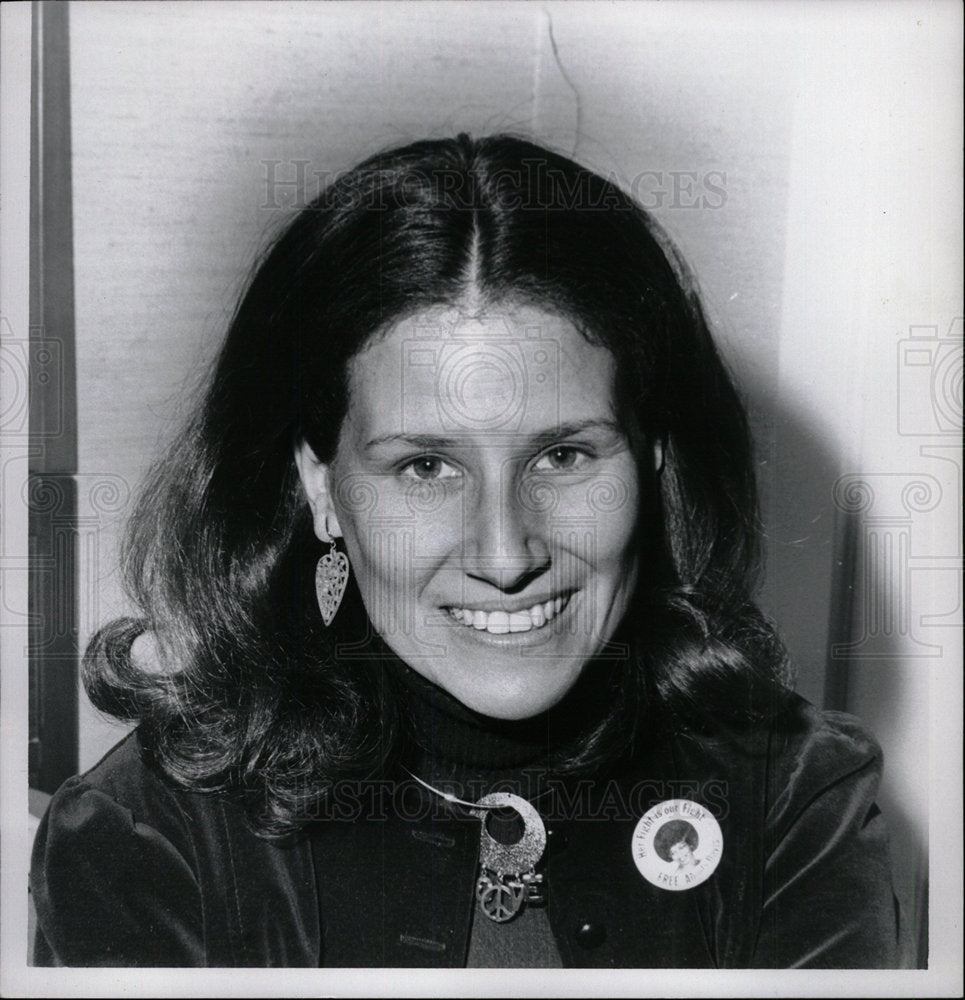 1971 Press Photo Diane Schulder Lawyer Author - Historic Images