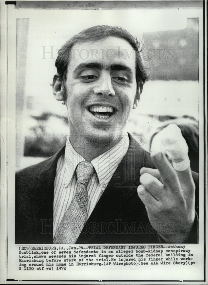 1972 Press Photo Anthony Scoblick Bomb Kidnap Conspirac - Historic Images