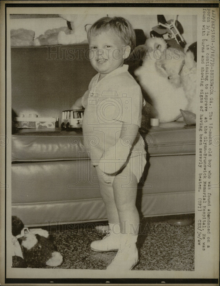 1973 Press Photo boy Brunswick Memorial Hospital - Historic Images