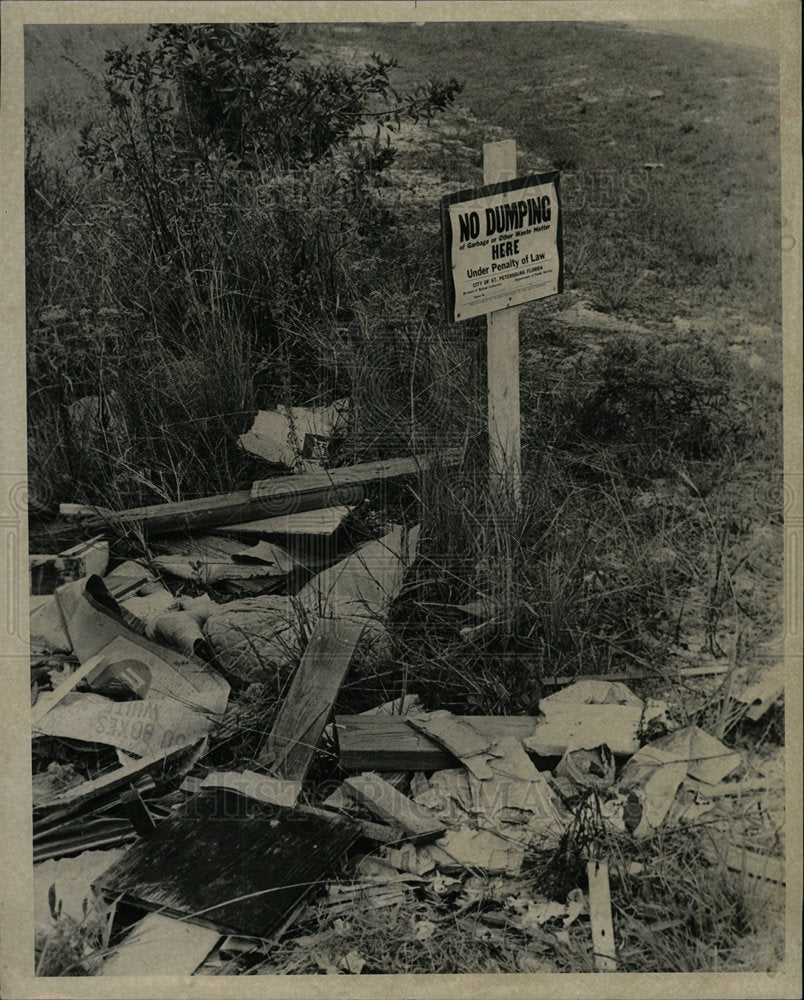 1964 Press Photo No Dumping Allowed - Historic Images
