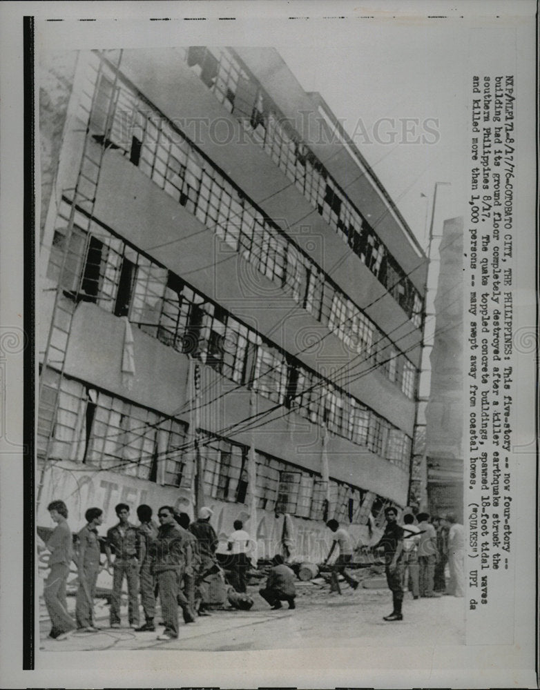 1976 Press Photo Earthquake Cotobato City Philippines - Historic Images