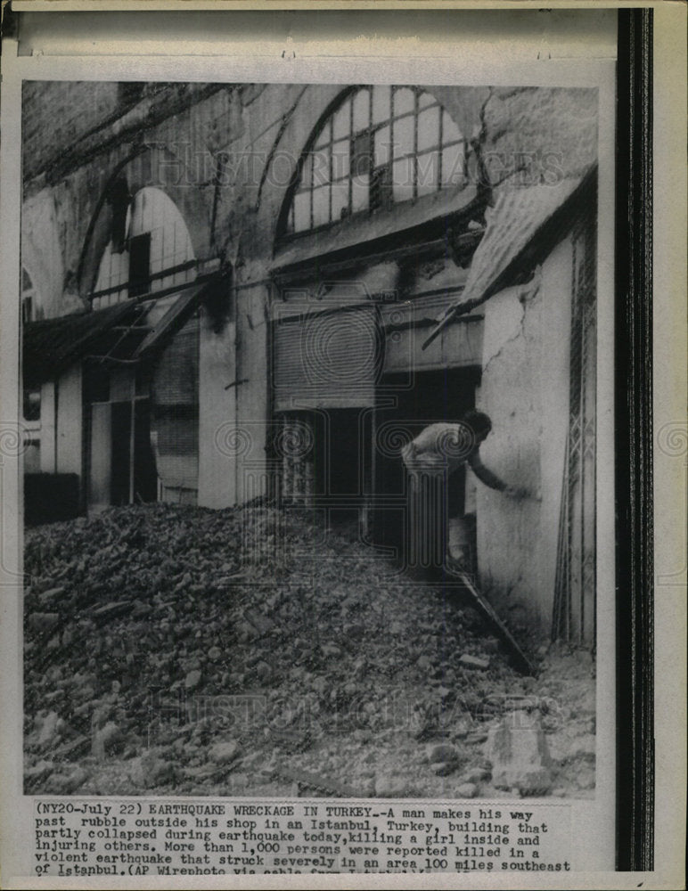 1920 Press Photo Debris Istabul, Turkey Earthquake - Historic Images