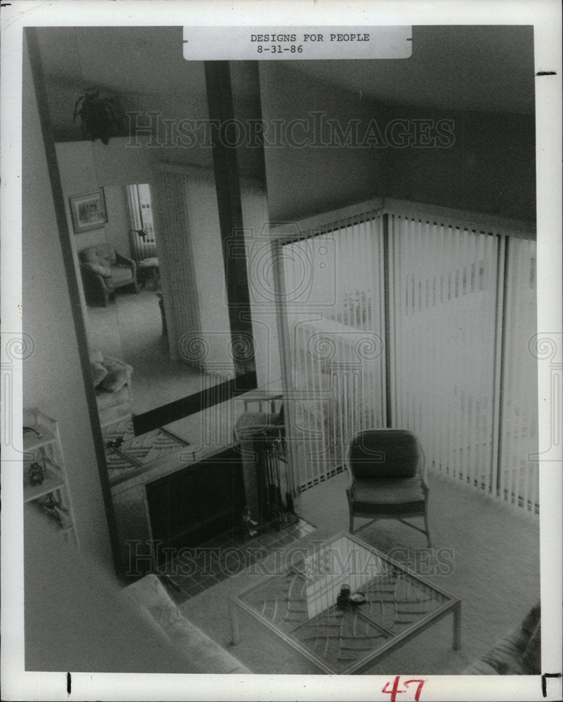 1986 Press Photo Bright Airy Home Mirrors Arizona - Historic Images