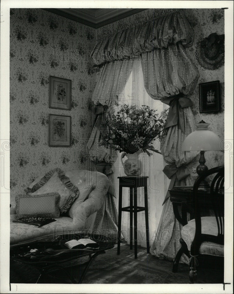 1989 Press Photo English Designer Victoria Room - Historic Images