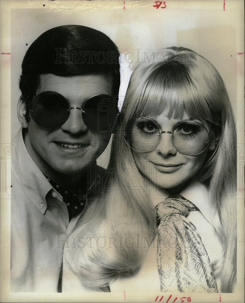1969 Press Photo Big Lens Fashion Sunglasses - Historic Images