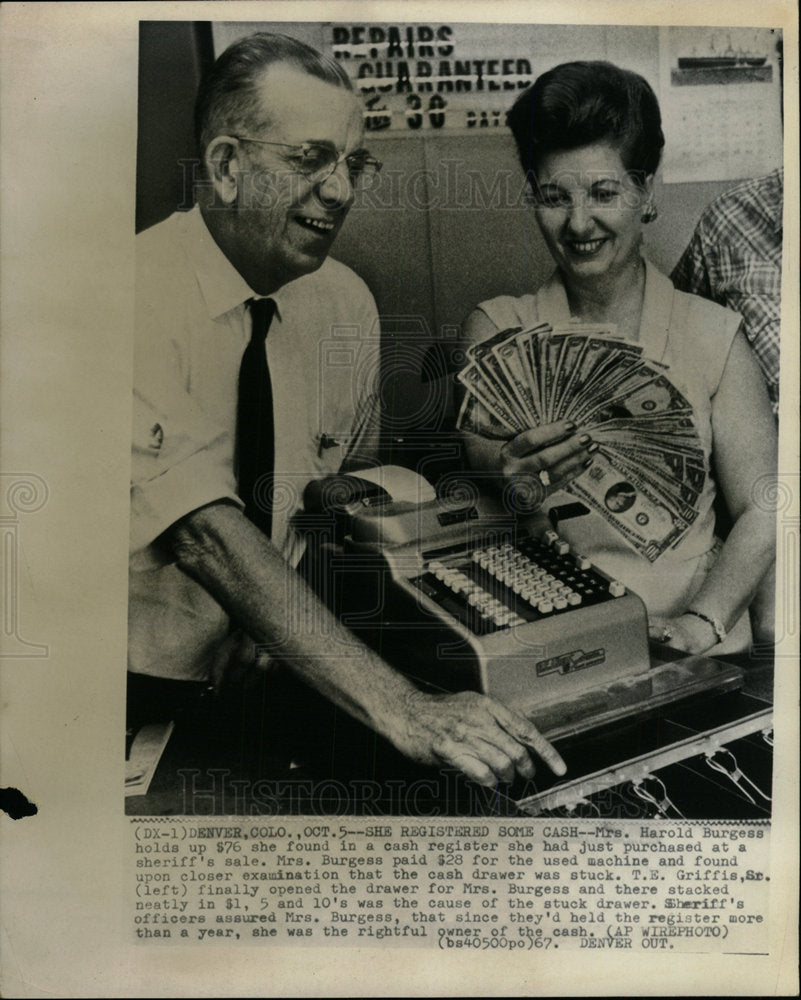 1967 Press Photo Cash Register/Hidden Money Found - Historic Images