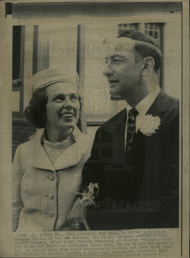 1969 Press Photo Former Nun Grennan Marries Wexler  - Historic Images