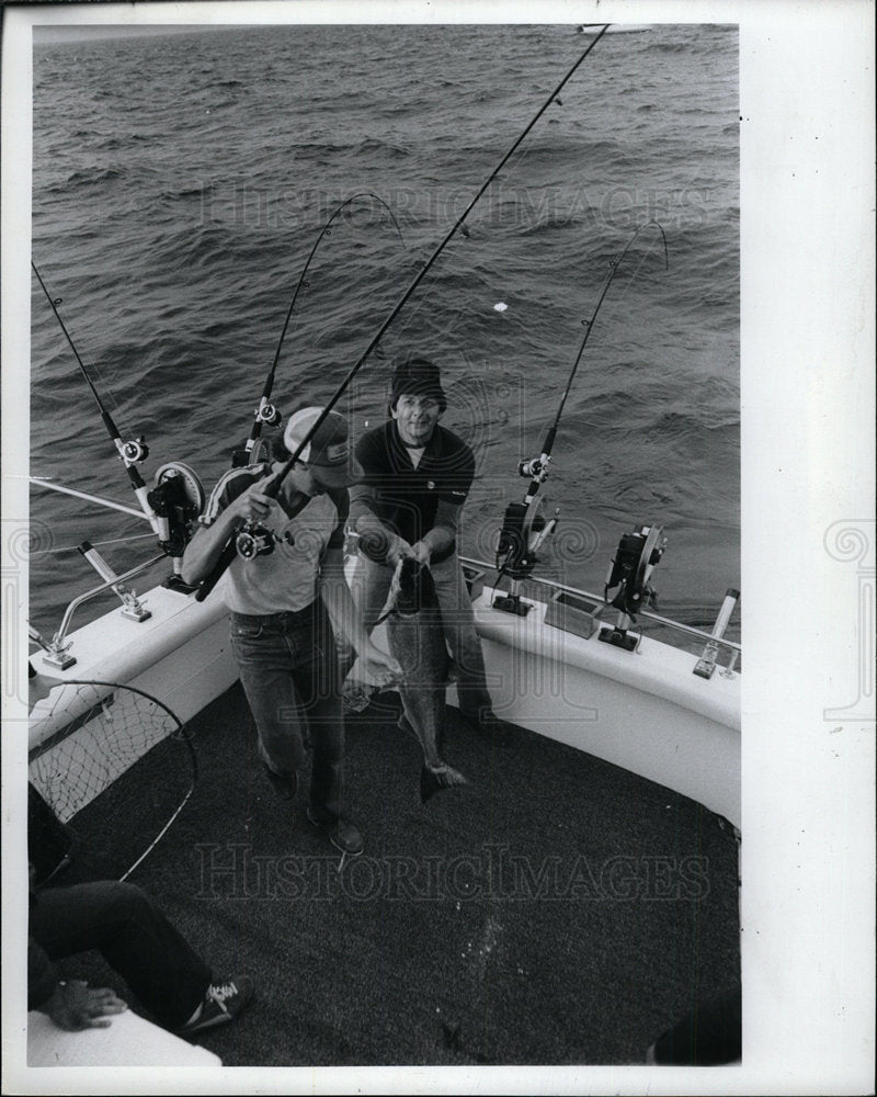 1982 Press Photo Fishing/Chinook Salmon - Historic Images
