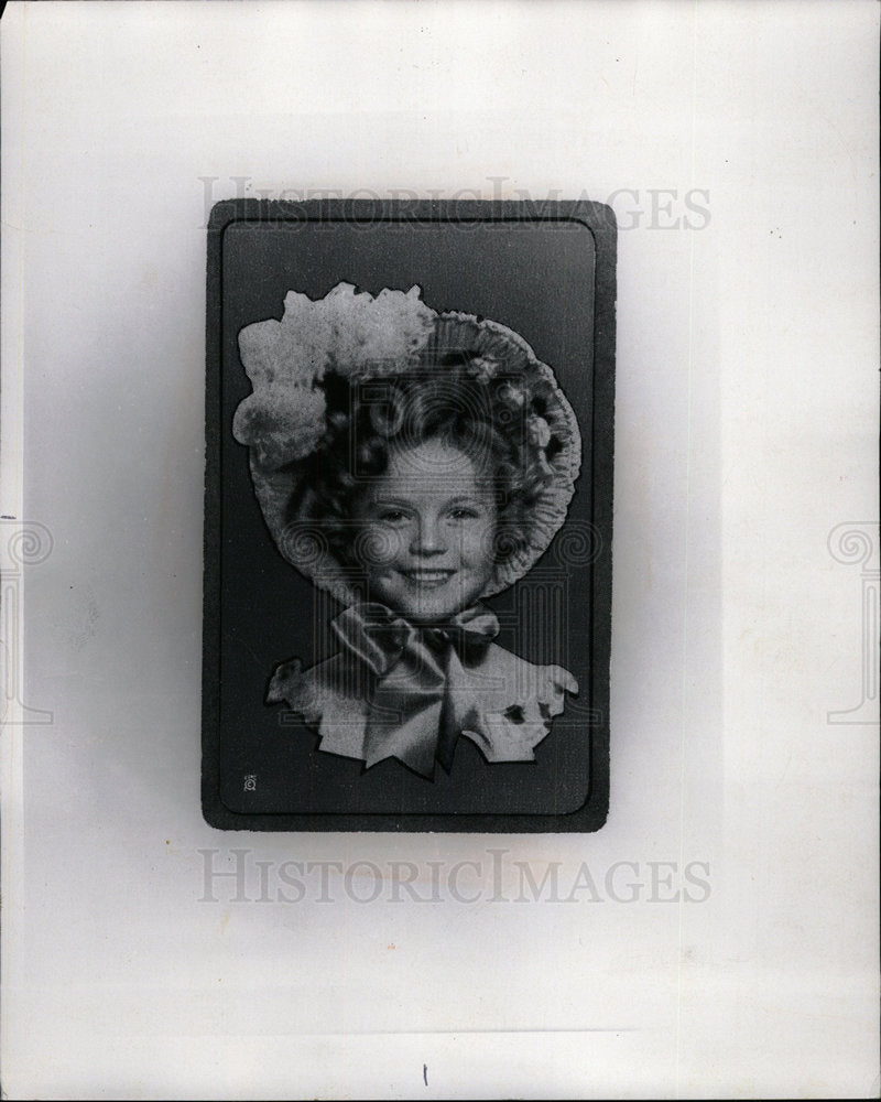 1977 Press Photo Shirley Temple Playing Cards - Historic Images