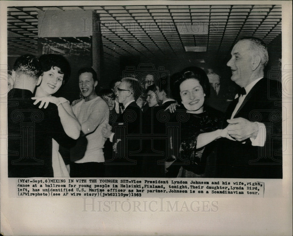 1963 Press Photo VP Johnson Wife Daughter Finland Dance - Historic Images